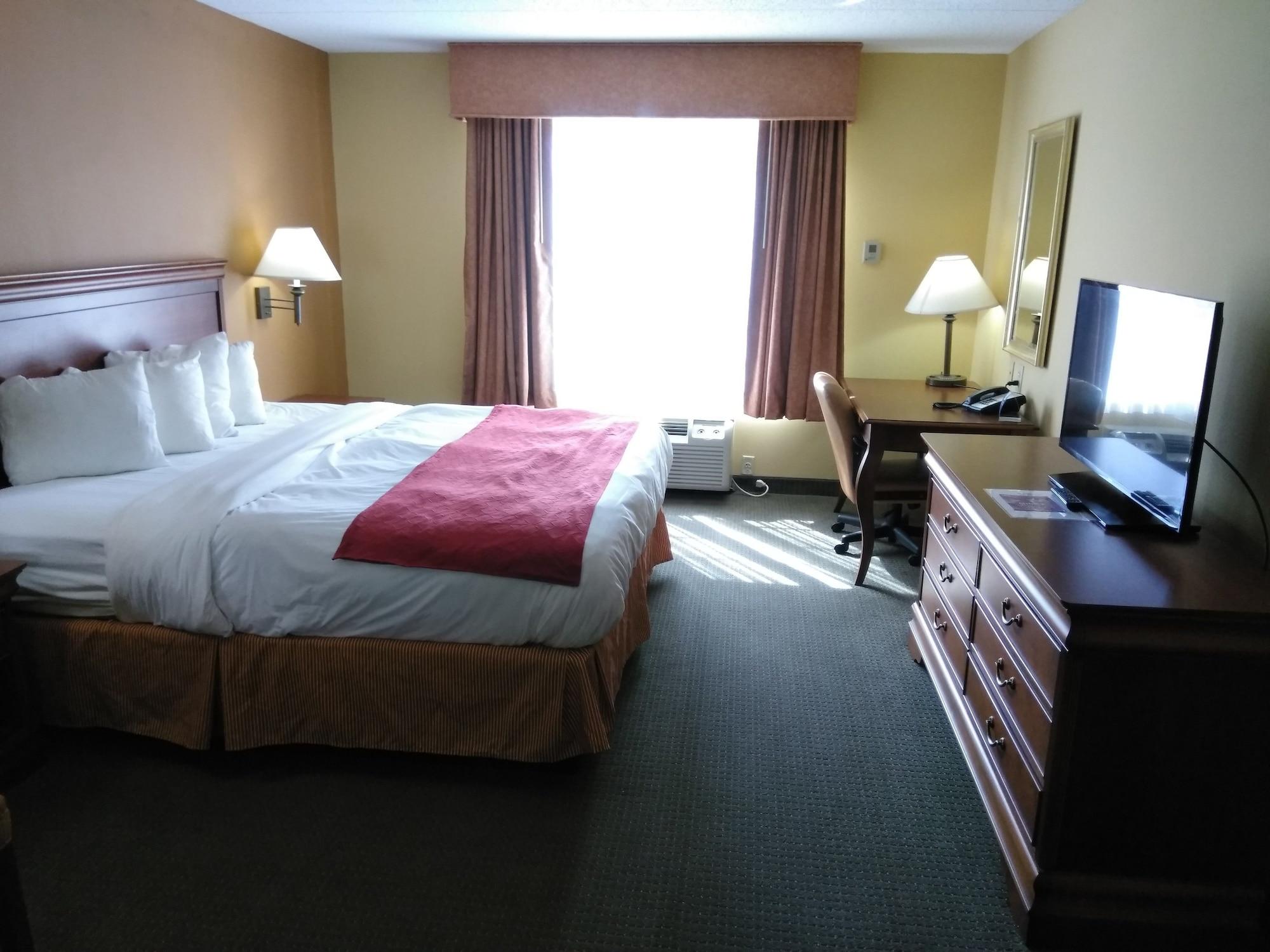 Hotel Baymont By Wyndham Clinton Extérieur photo