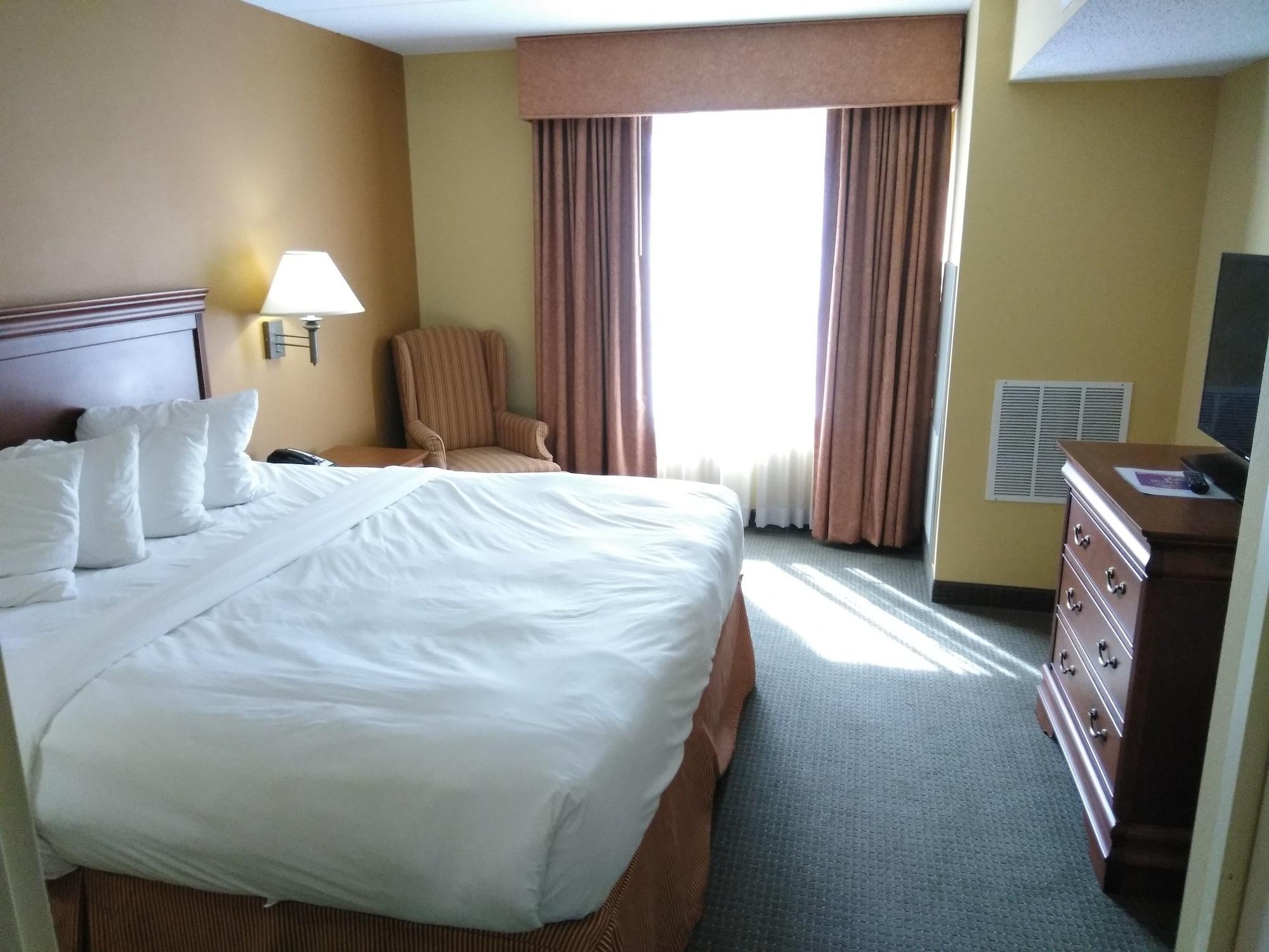 Hotel Baymont By Wyndham Clinton Extérieur photo