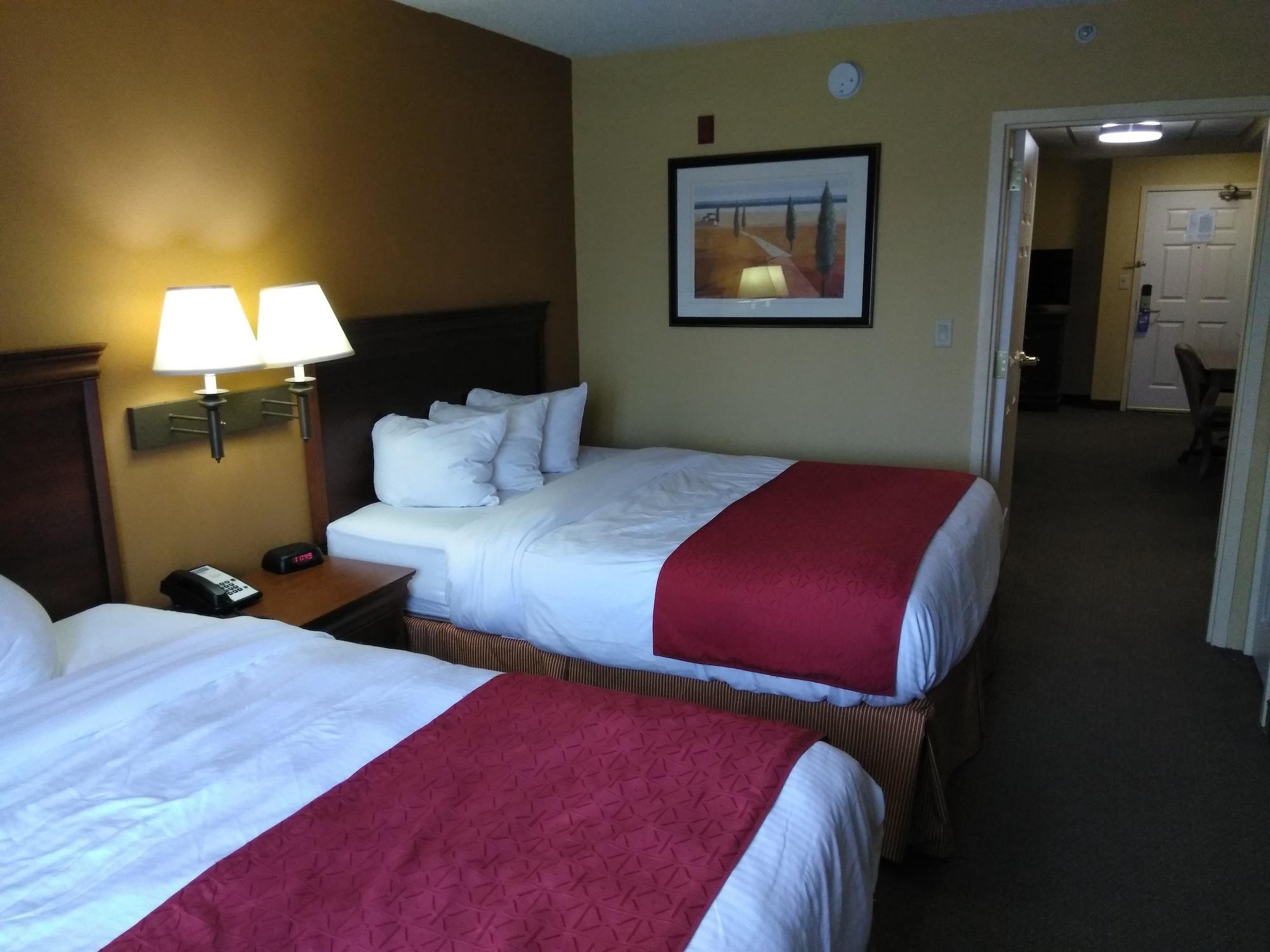 Hotel Baymont By Wyndham Clinton Extérieur photo