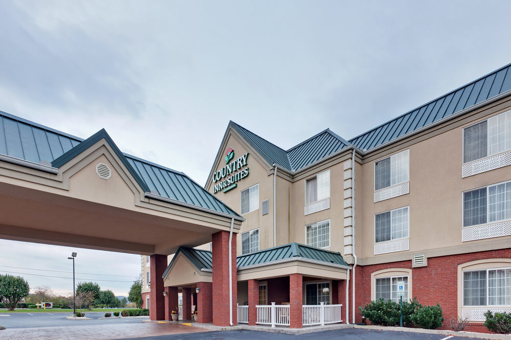 Hotel Baymont By Wyndham Clinton Extérieur photo